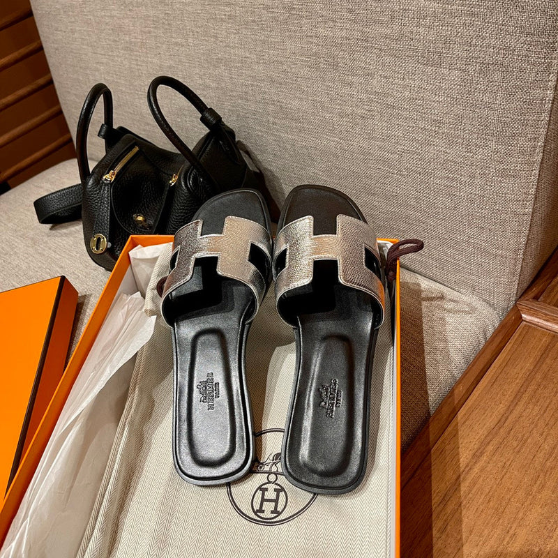 Sandália Hermès