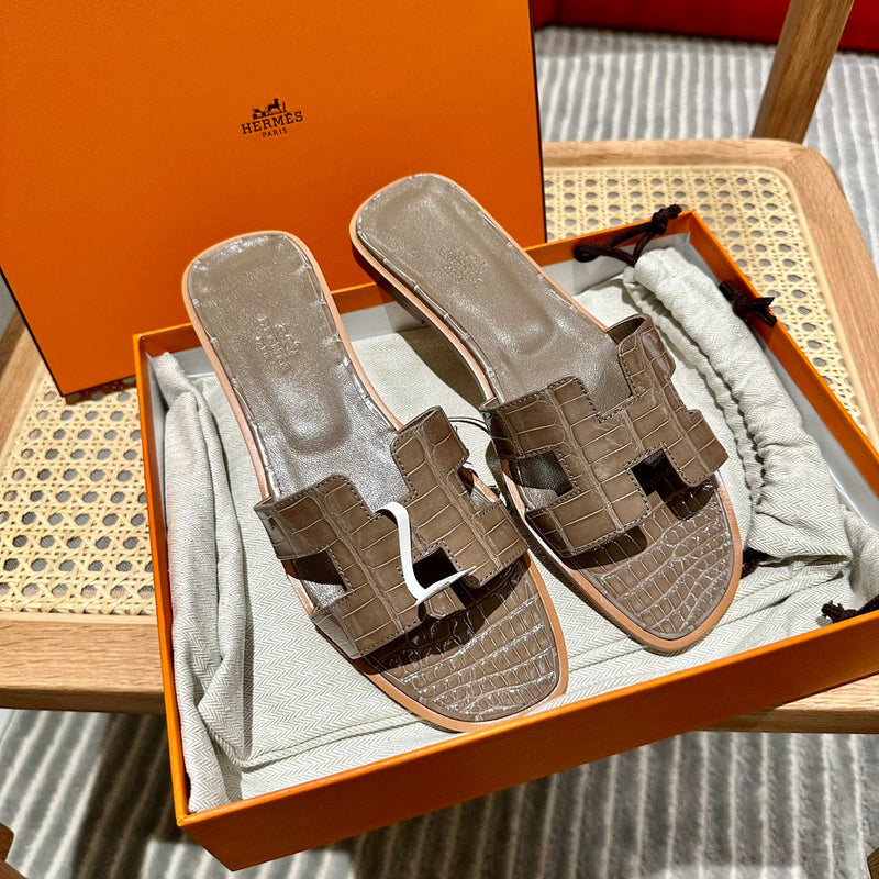 Sandália Hermès