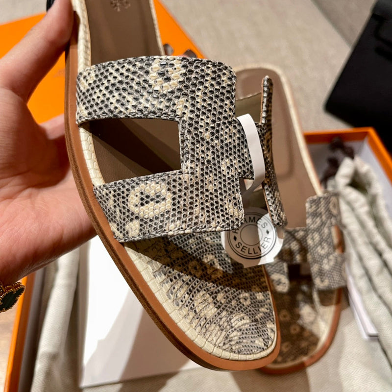 Sandália Hermès