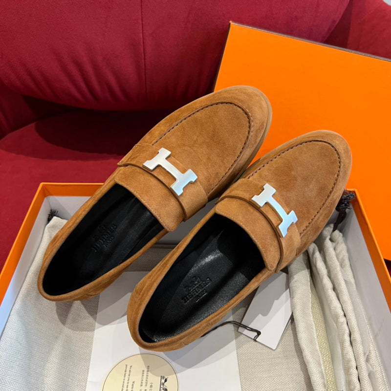 Sandália Hermès