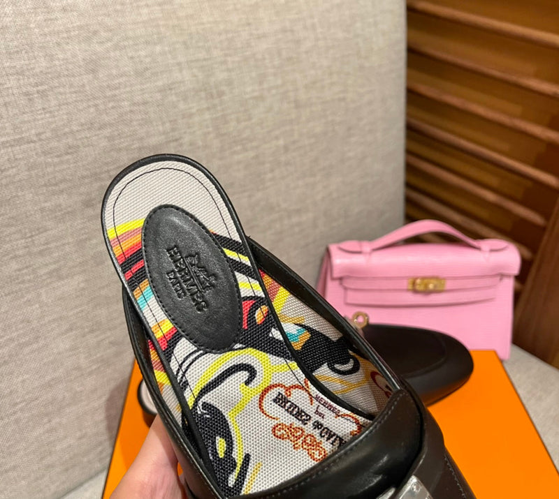 Sandália Hermès