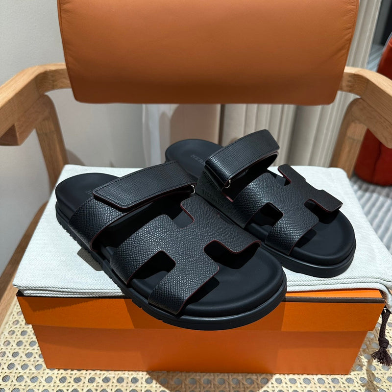 Sandália Hermès