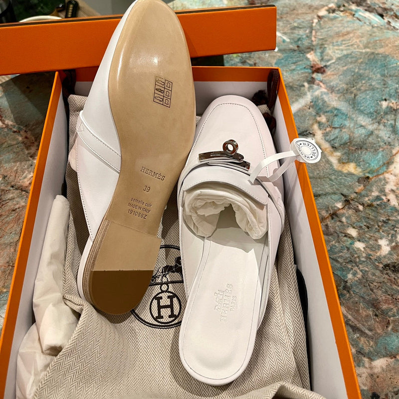 Sandália Hermès