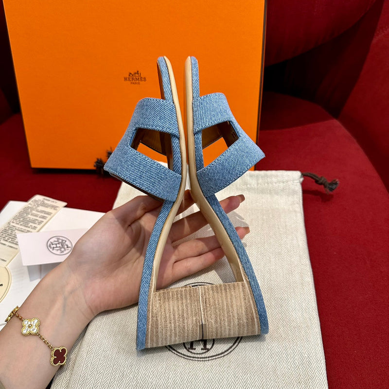 Sandália Hermès