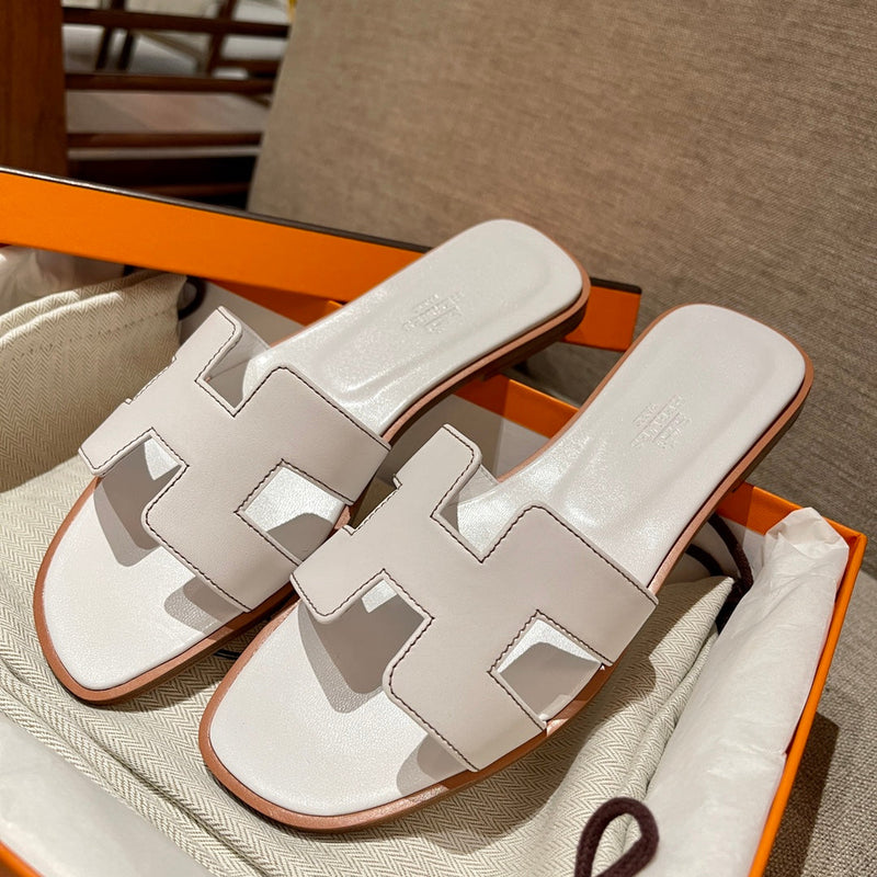 Sandália Hermès