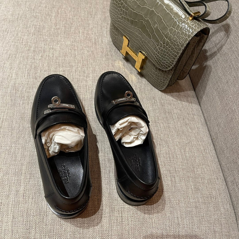 Sandália Hermès