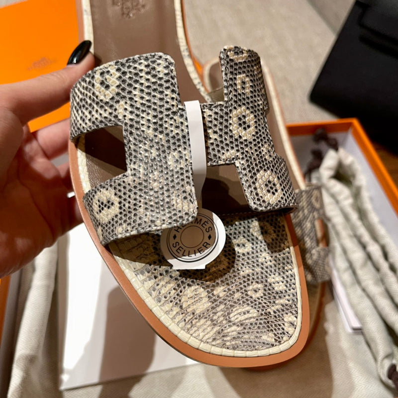 Sandália Hermès
