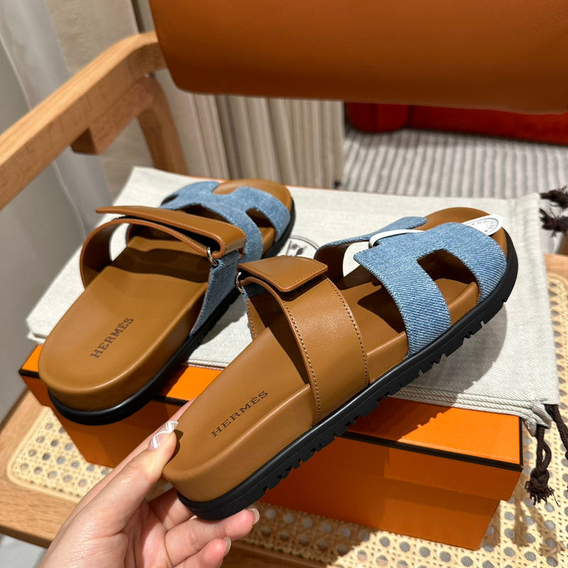 Sandália Hermès