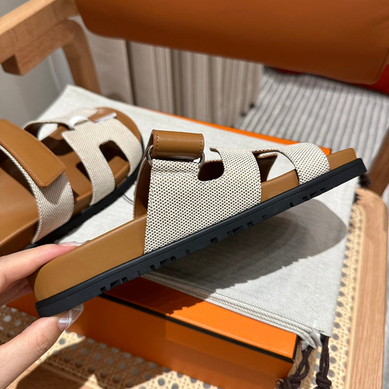 Sandália Hermès