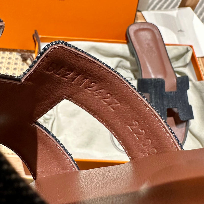 Sandália Hermès