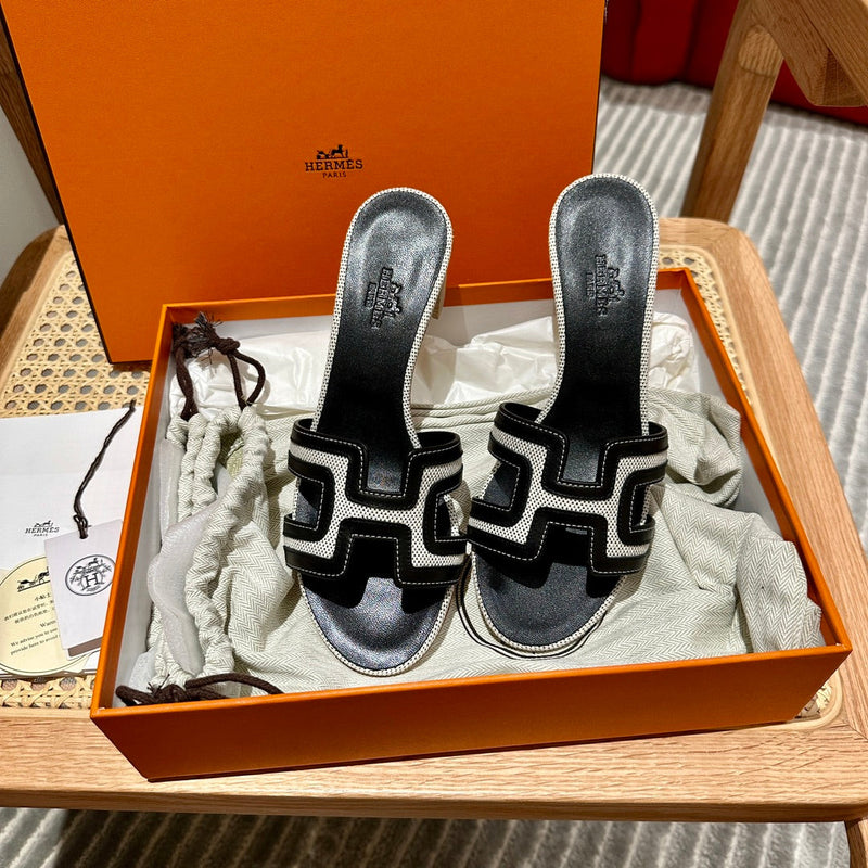 Sandália Hermès