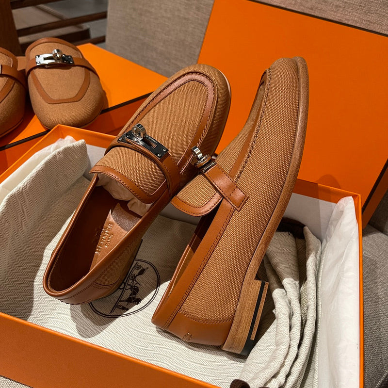 Sandália Hermès