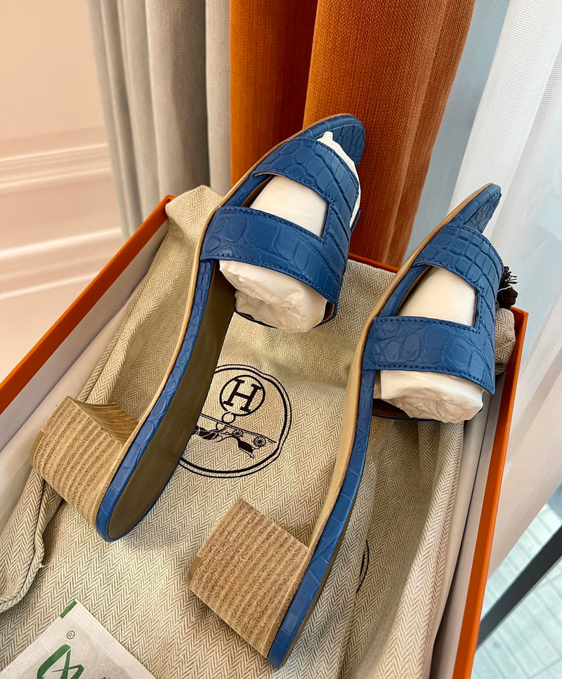 Sandália Hermès