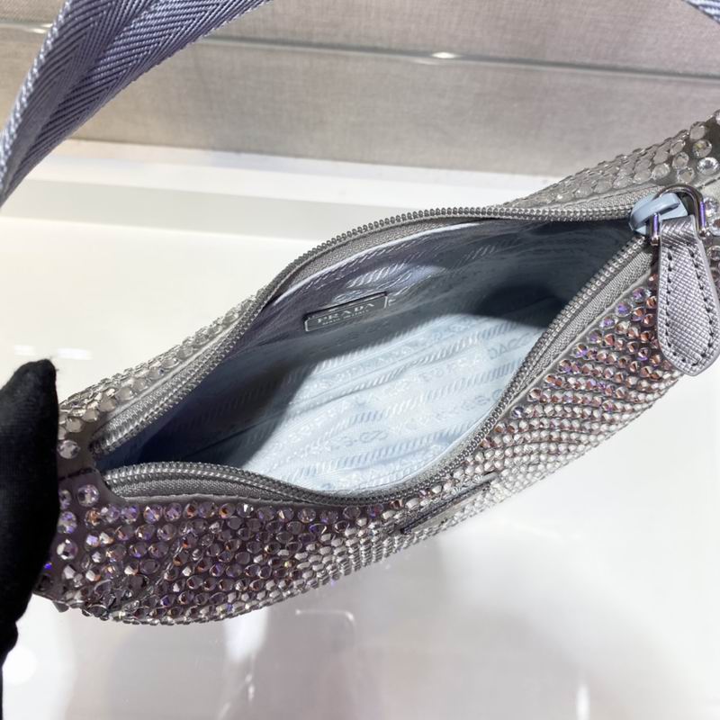 Bolsa Prada Re-Edition Duchesse