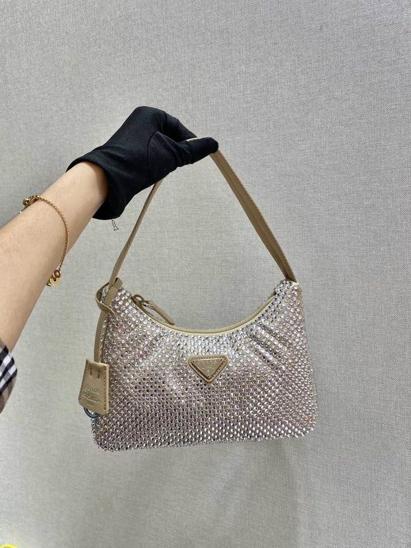 Bolsa Prada Re-Edition Duchesse