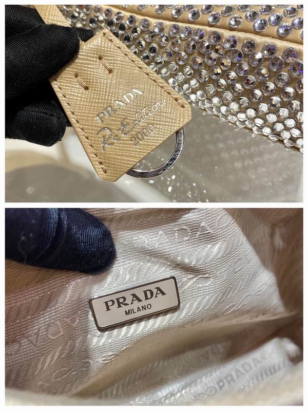 Bolsa Prada Re-Edition Duchesse