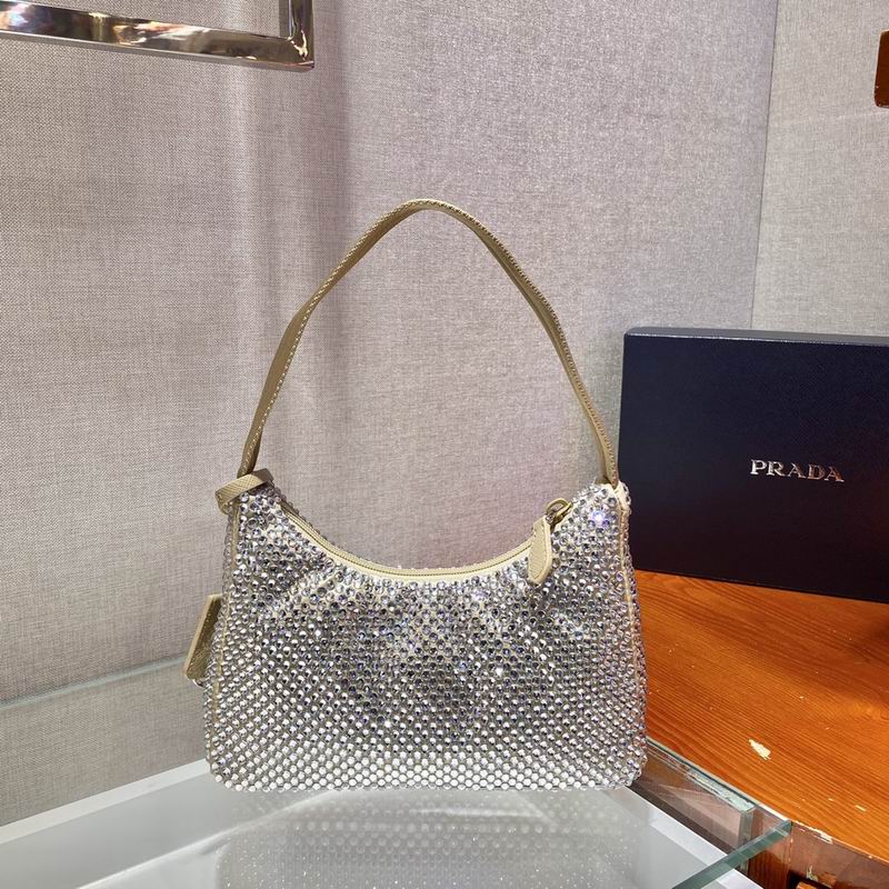 Bolsa Prada Re-Edition Duchesse