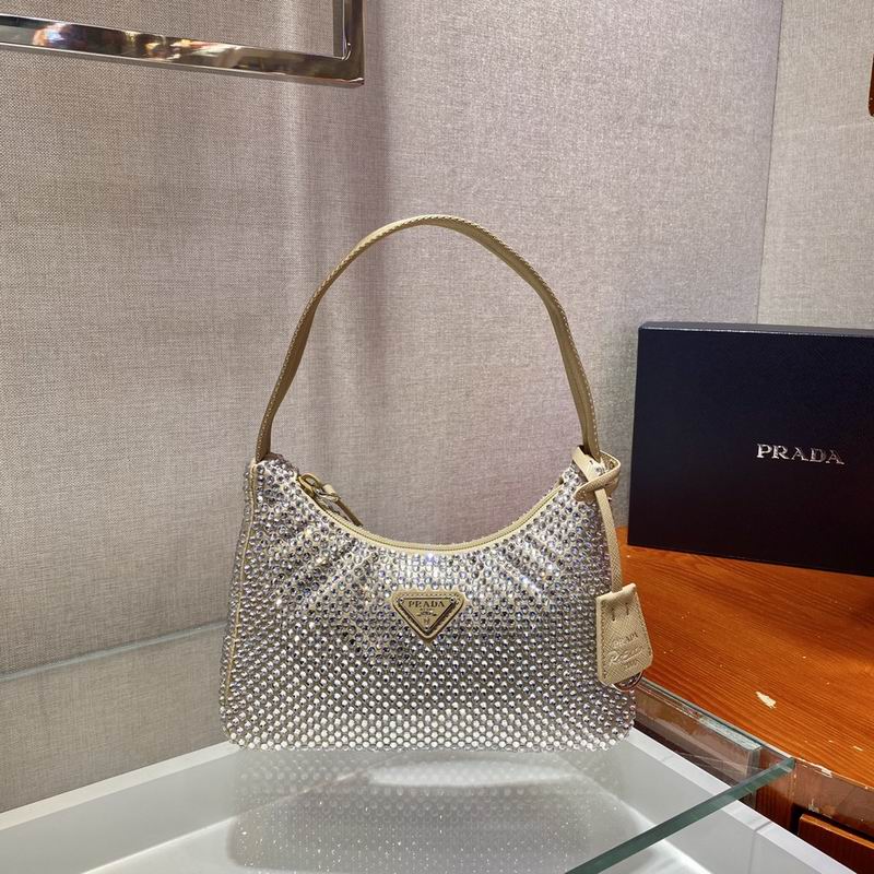 Bolsa Prada Re-Edition Duchesse