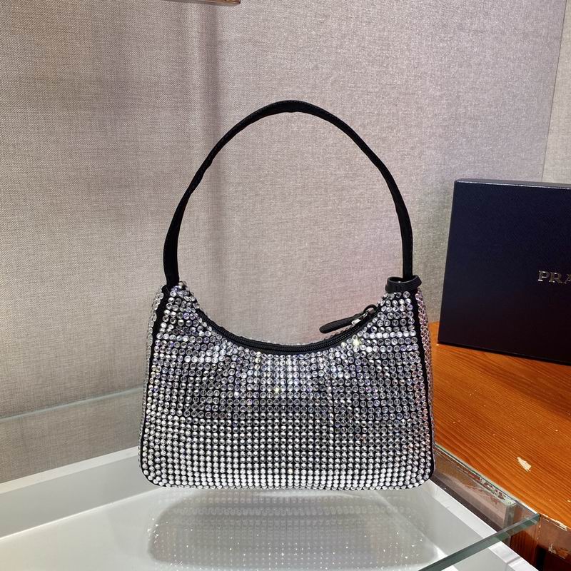Bolsa Prada Re-Edition Duchesse