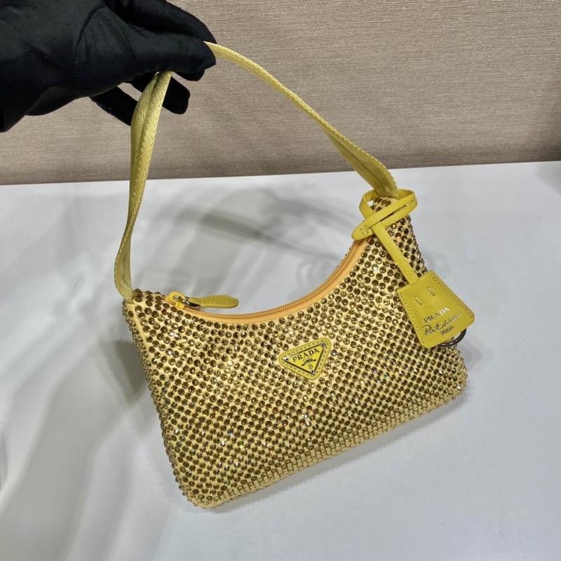 Bolsa Prada Re-Edition Duchesse