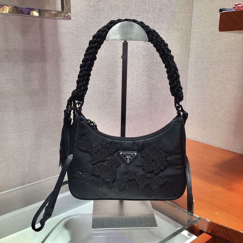 Bolsa Prada Hobo Re-Nylon