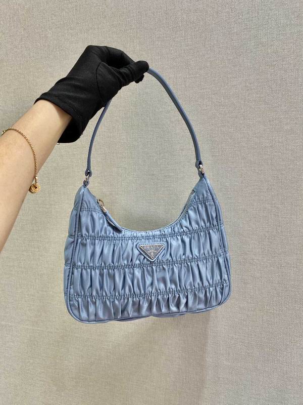 Bolsa Prada Hobo Re-Nylon