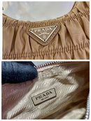 Bolsa Prada Hobo Re-Nylon