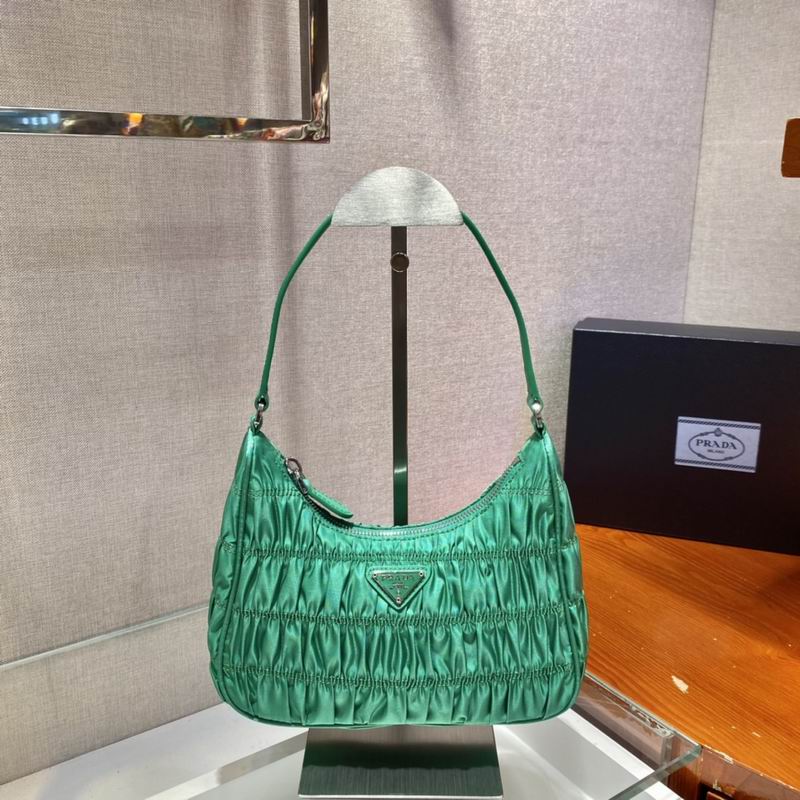 Bolsa Prada Hobo Re-Nylon