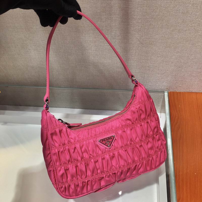 Bolsa Prada Hobo Re-Nylon