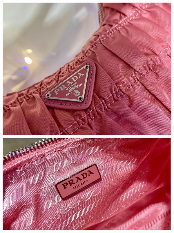 Bolsa Prada Hobo Re-Nylon