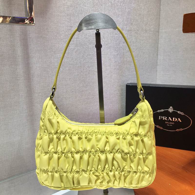 Bolsa Prada Hobo Re-Nylon