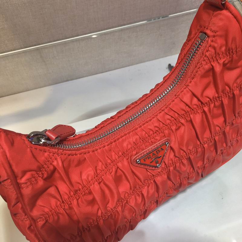 Bolsa Prada Hobo Re-Nylon