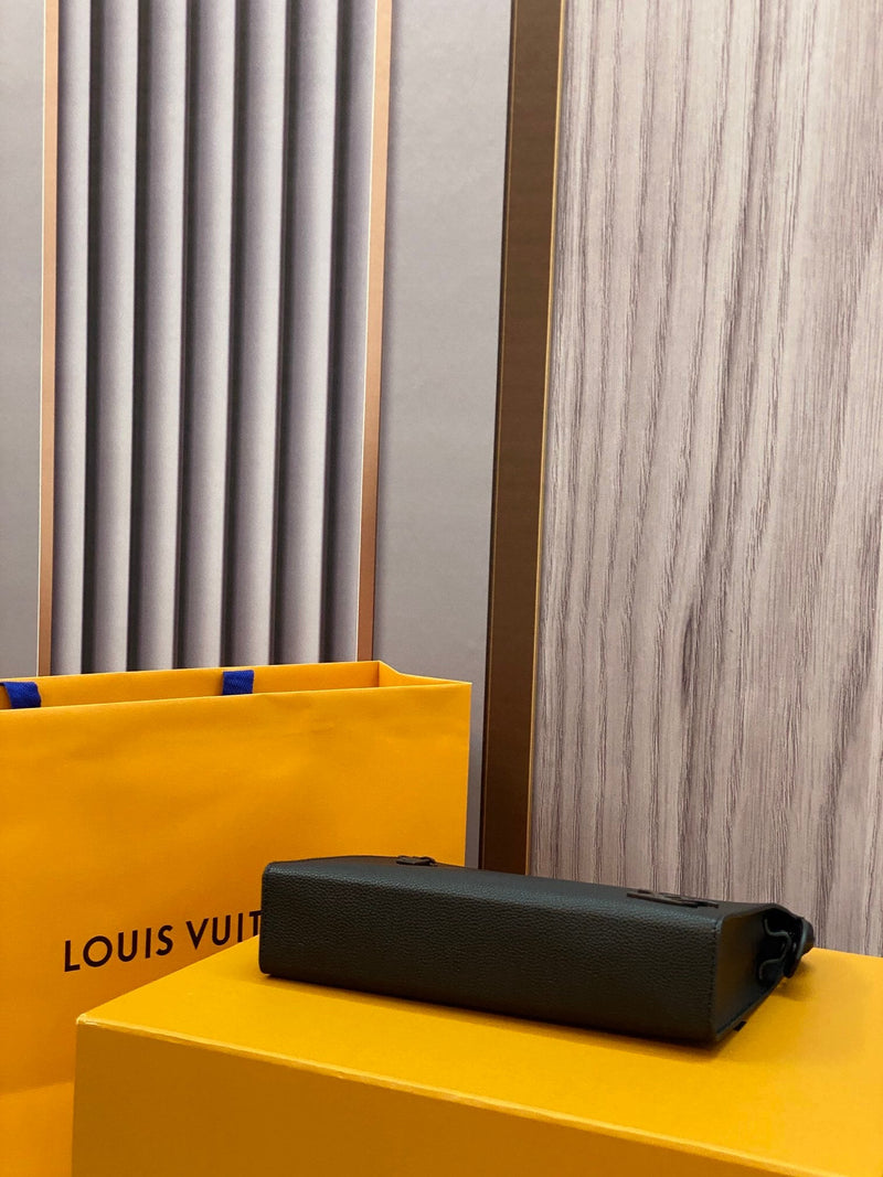 Bolsa Louis Vuitton Masculina