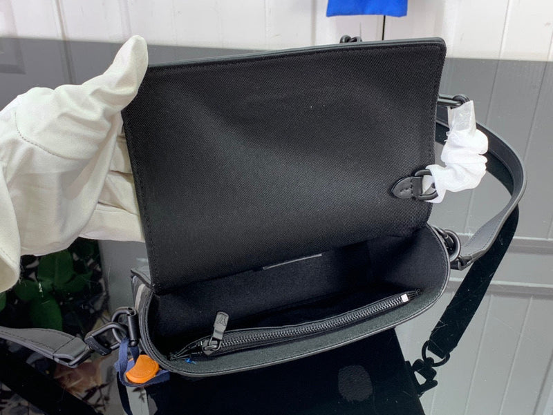 Bolsa Louis Vuitton Masculina