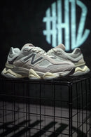 New Balance 9060 Borgonha Grey