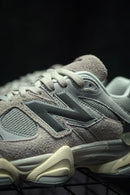 New Balance 9060 Borgonha Grey