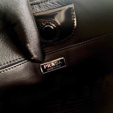 Bolsa Prada Cleo