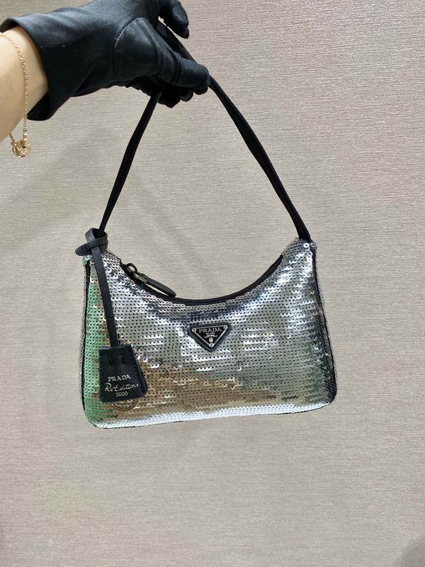 Bolsa Prada Re-Edition Hobo