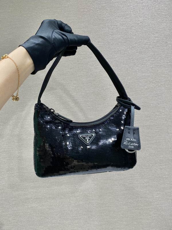Bolsa Prada Re-Edition Hobo