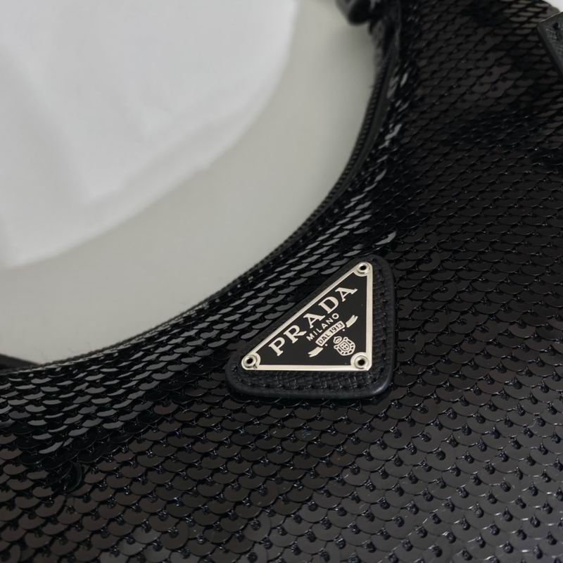 Bolsa Prada Re-Edition Hobo