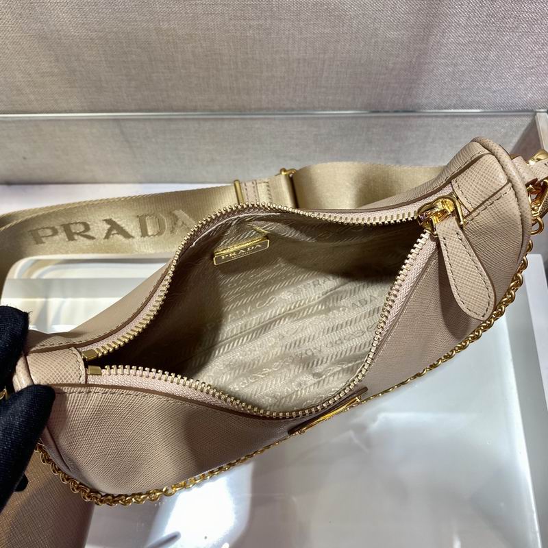 Bolsa Prada Hobo Re-Edition Re-Nylon