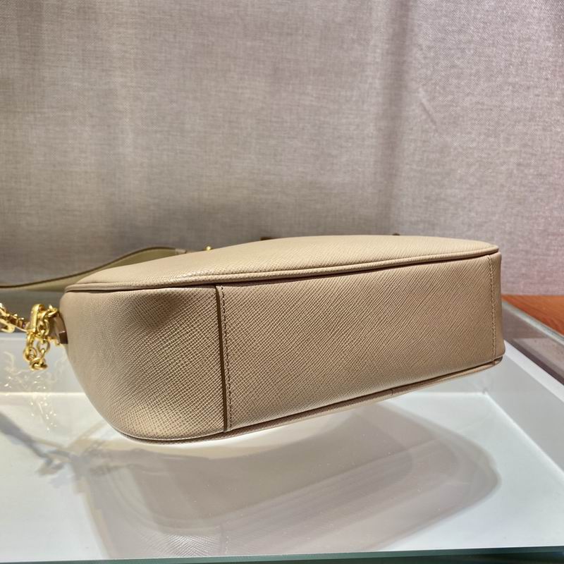 Bolsa Prada Hobo Re-Edition Re-Nylon