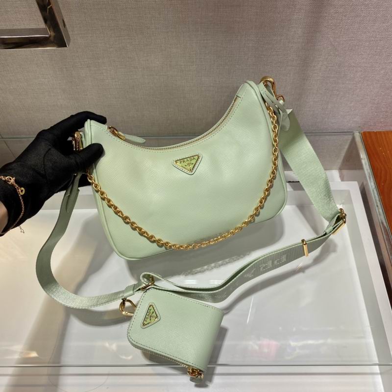 Bolsa Prada Hobo Re-Edition Re-Nylon