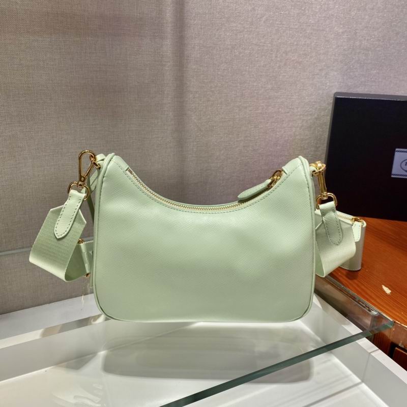 Bolsa Prada Hobo Re-Edition Re-Nylon