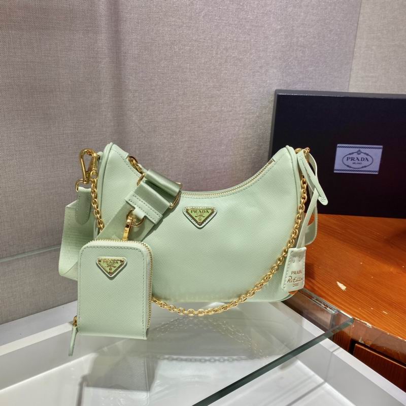Bolsa Prada Hobo Re-Edition Re-Nylon