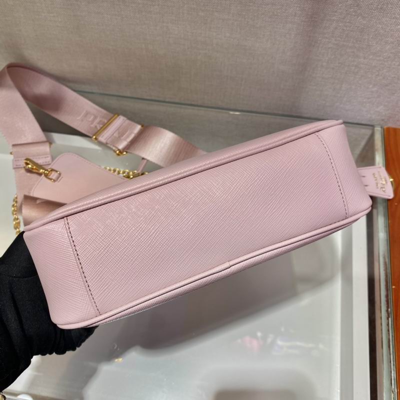 Bolsa Prada Hobo Re-Edition Re-Nylon