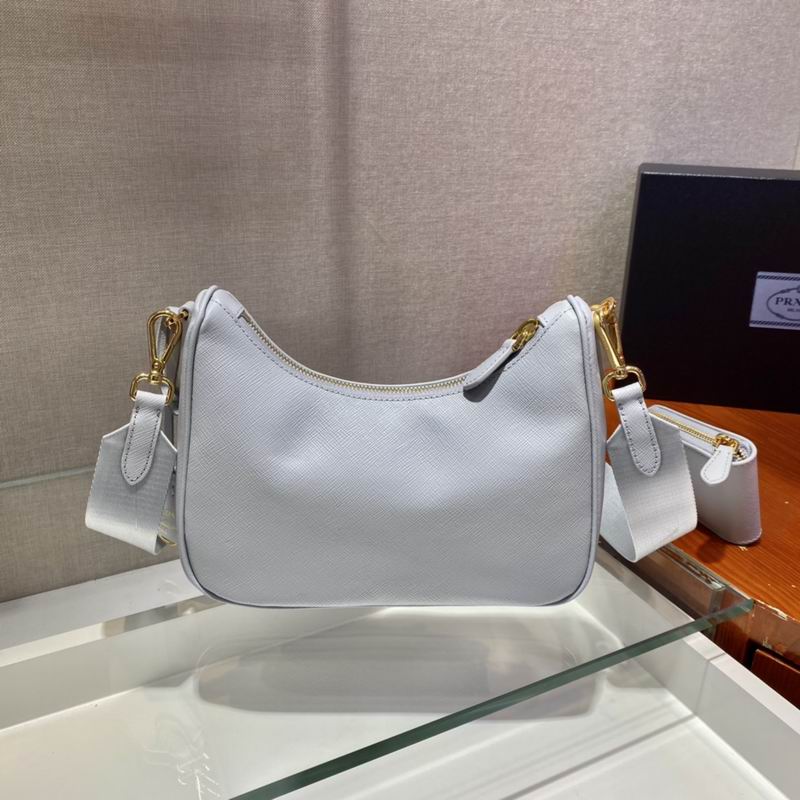 Bolsa Prada Hobo Re-Edition Re-Nylon