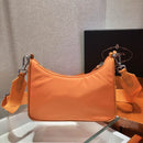 Bolsa Prada Hobo Re-Nylon