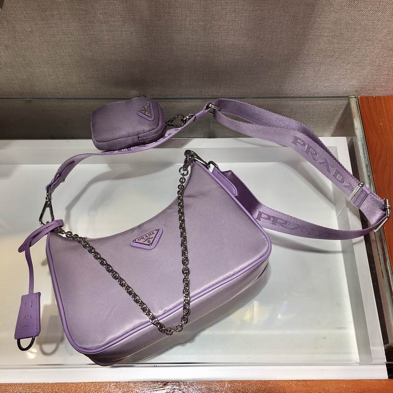 Bolsa Prada Hobo Re-Nylon