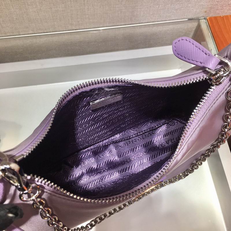 Bolsa Prada Hobo Re-Nylon